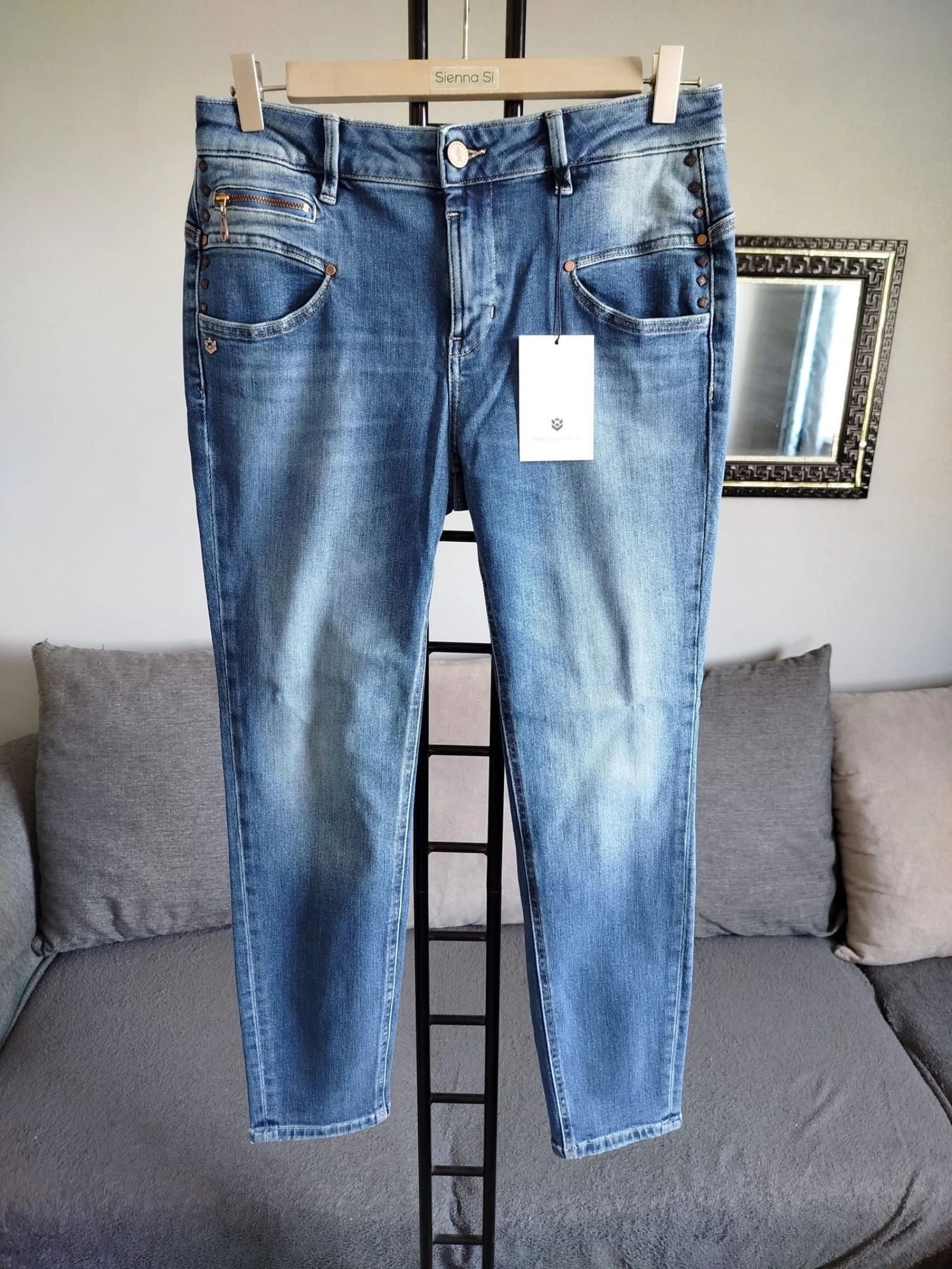 Freeman t porter alexa high waist cropped L 
